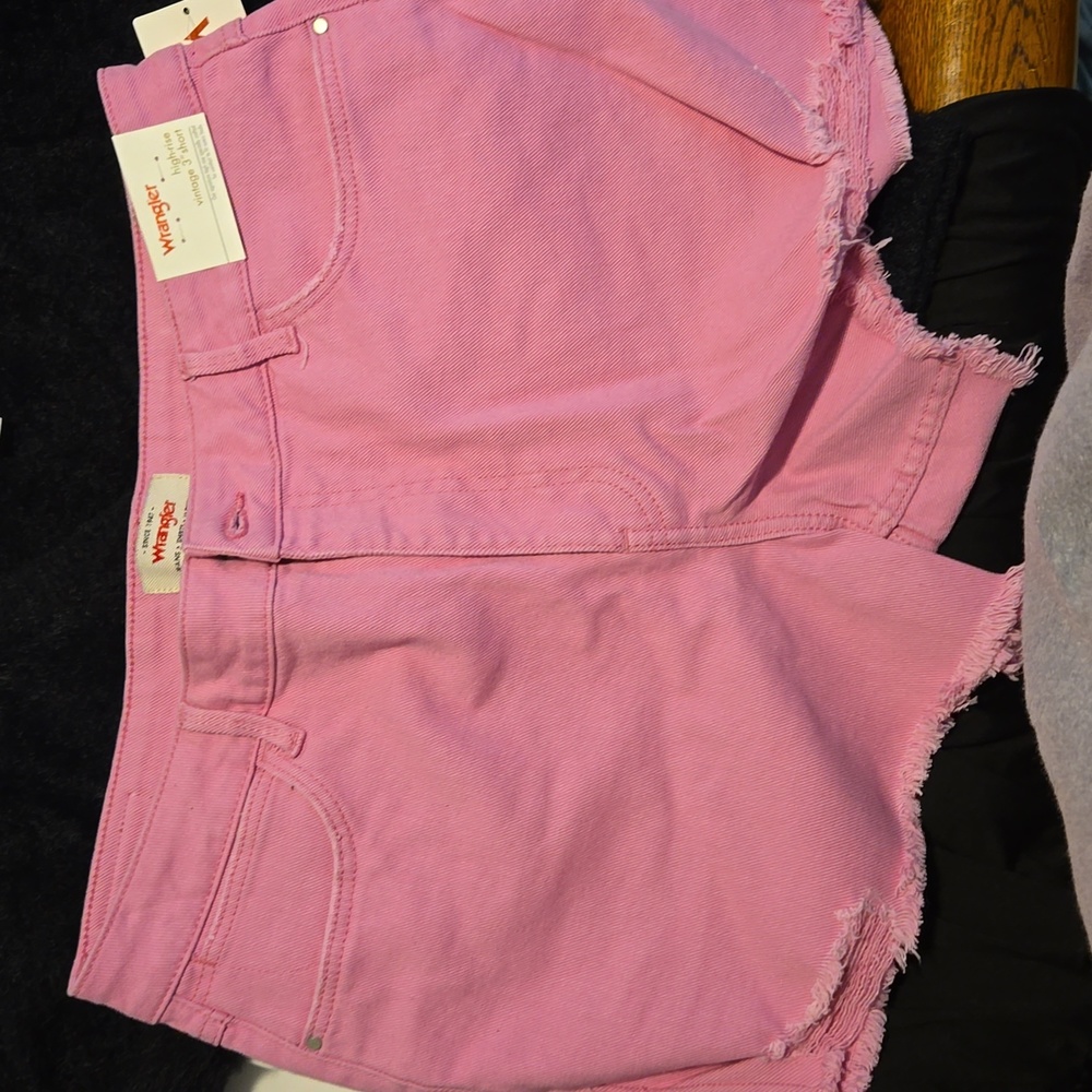 Pink Wrangler Vintage High-Rise 3" Short Size 12/31